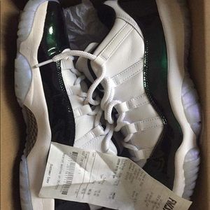 Retro Jordan 11’s Emerald Green